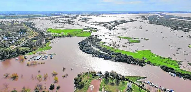 “Hoy tenemos una crecida ordinaria en el Río Uruguay, pero vamos a tener un Niño muy fuerte” dio el Ingeniero Guillermo Collazos